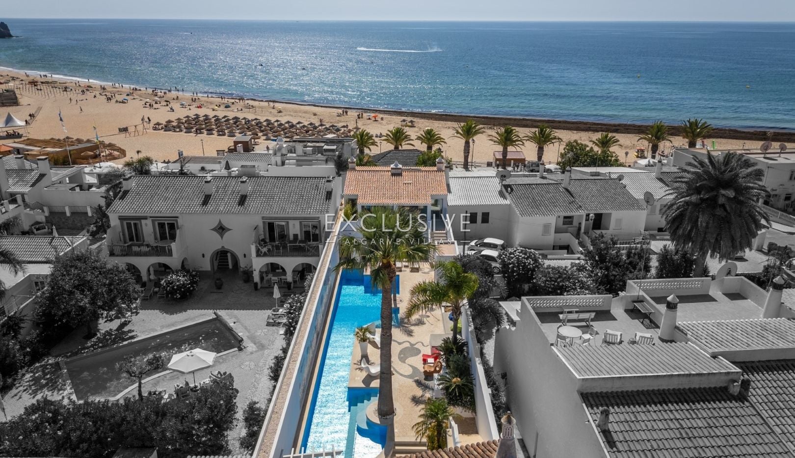 6 bedrooms property on beach front in Praia da Luz, Algarve