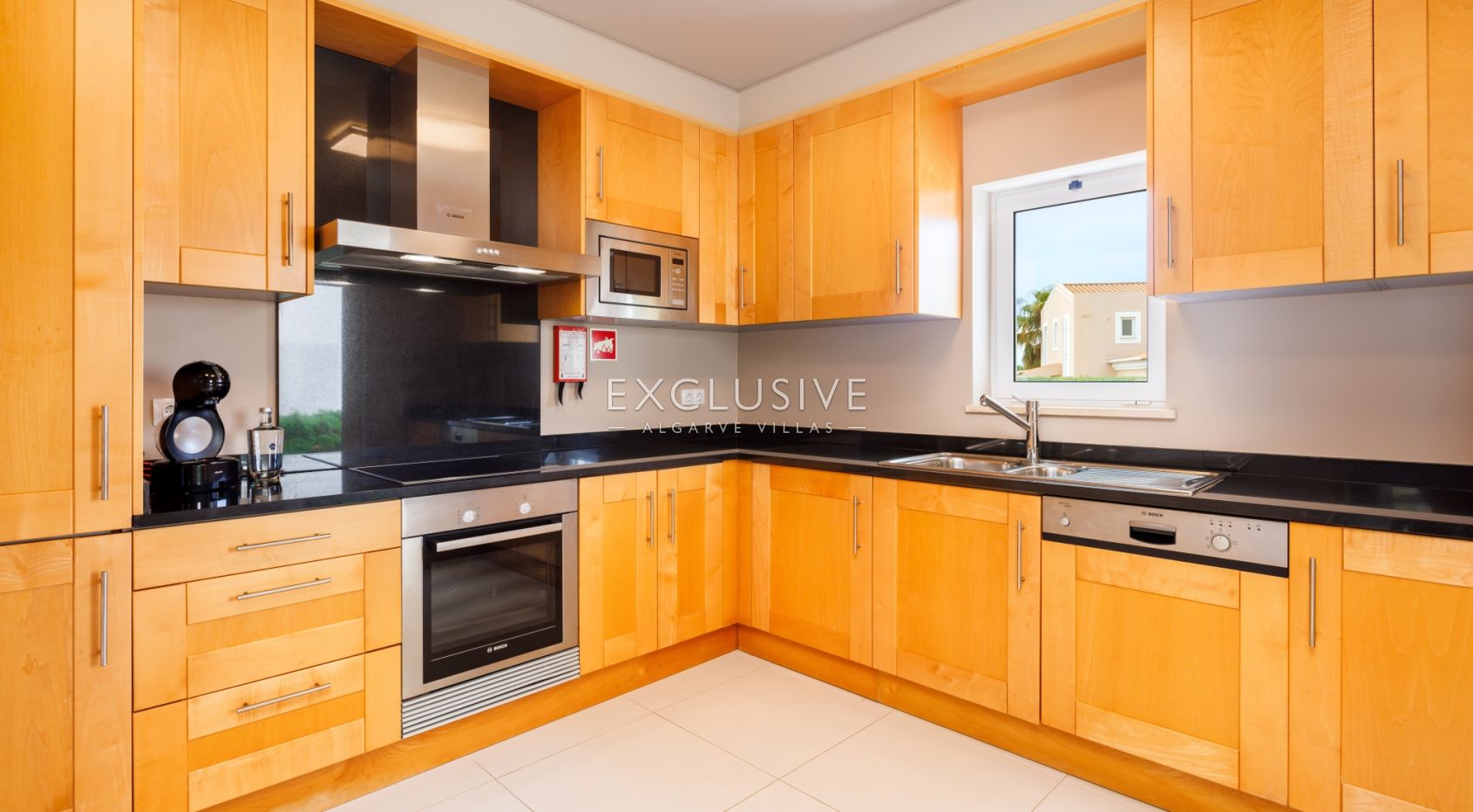 Impressively spacious townhouses, luxury resort, Carvoeiro, Algarve