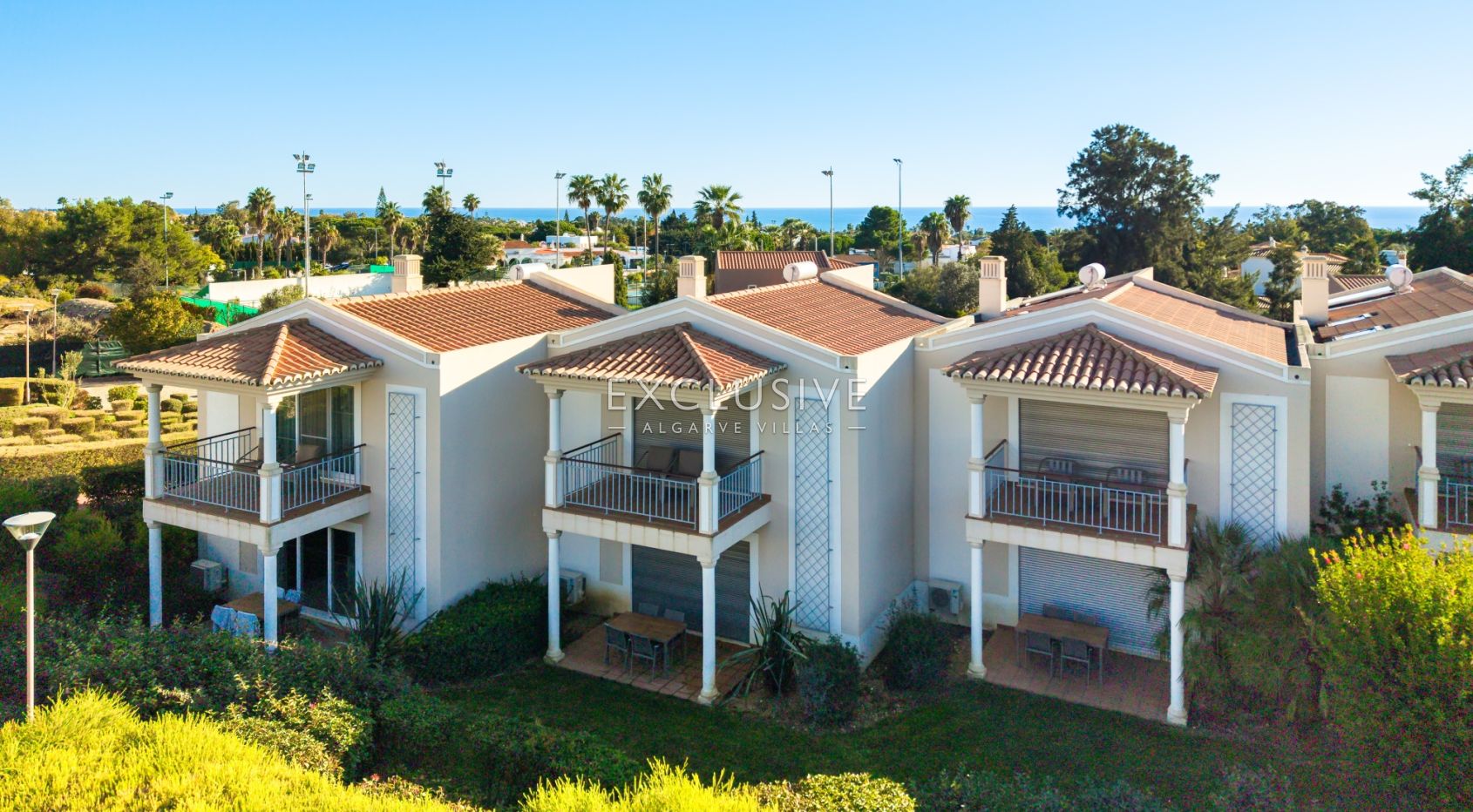 Impressively spacious townhouses, luxury resort, Carvoeiro, Algarve
