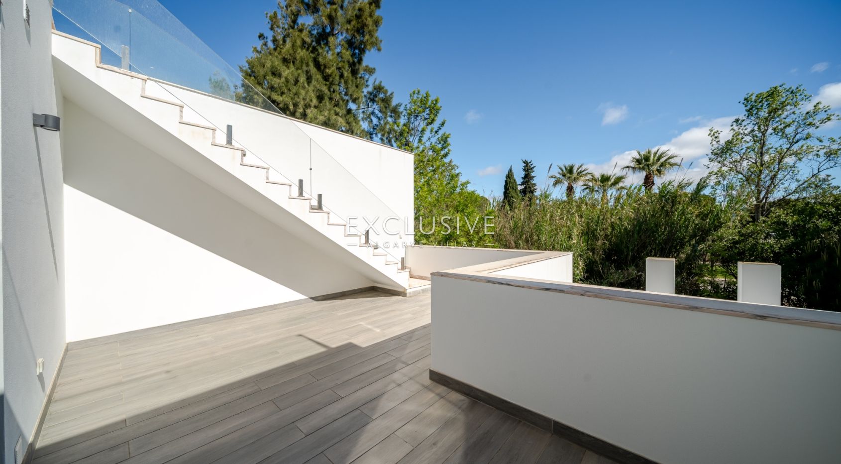 Buy a Brand New 3 Bedroom Modern Villa in Well-Sought After Vilamoura