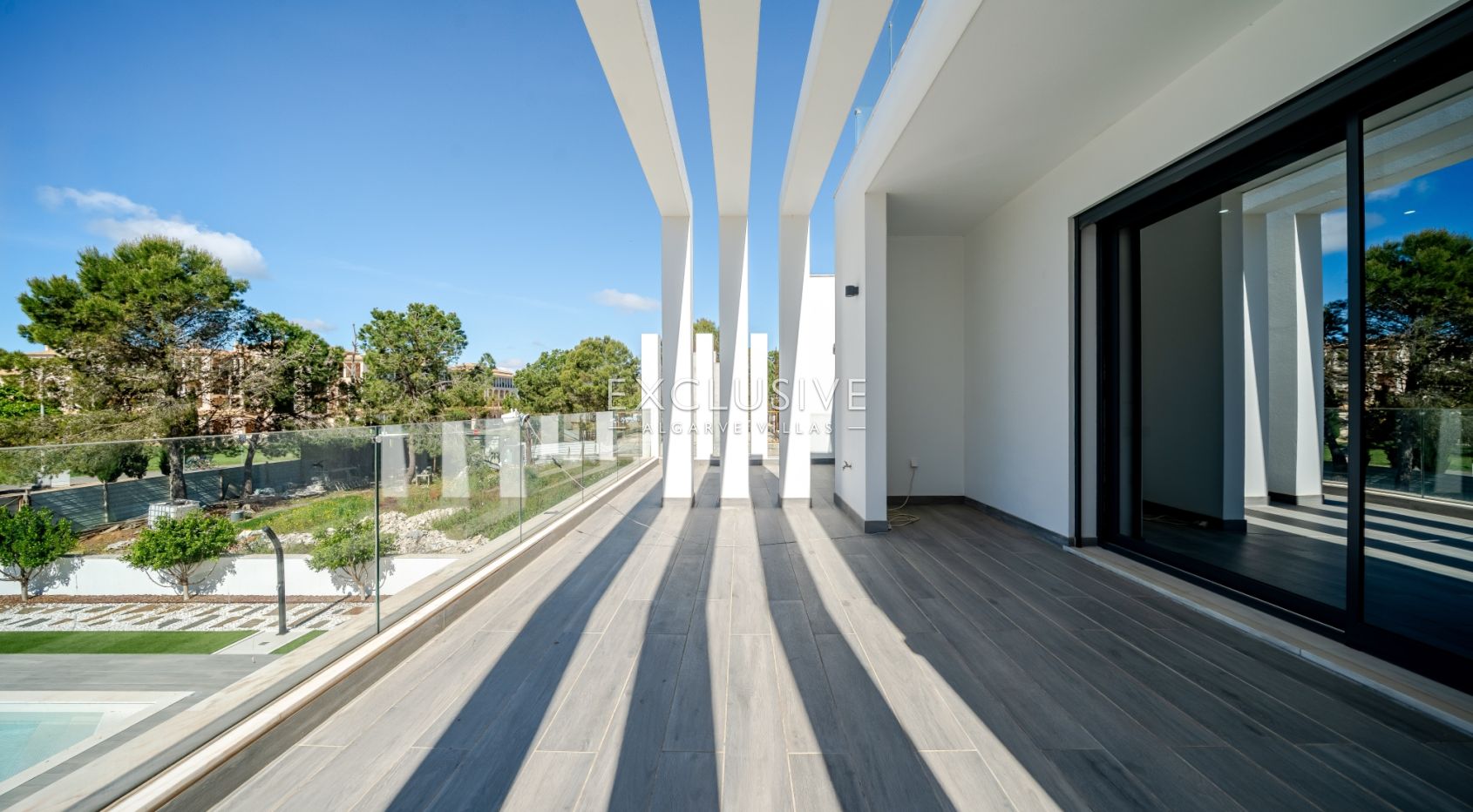 Buy a Brand New 3 Bedroom Modern Villa in Well-Sought After Vilamoura