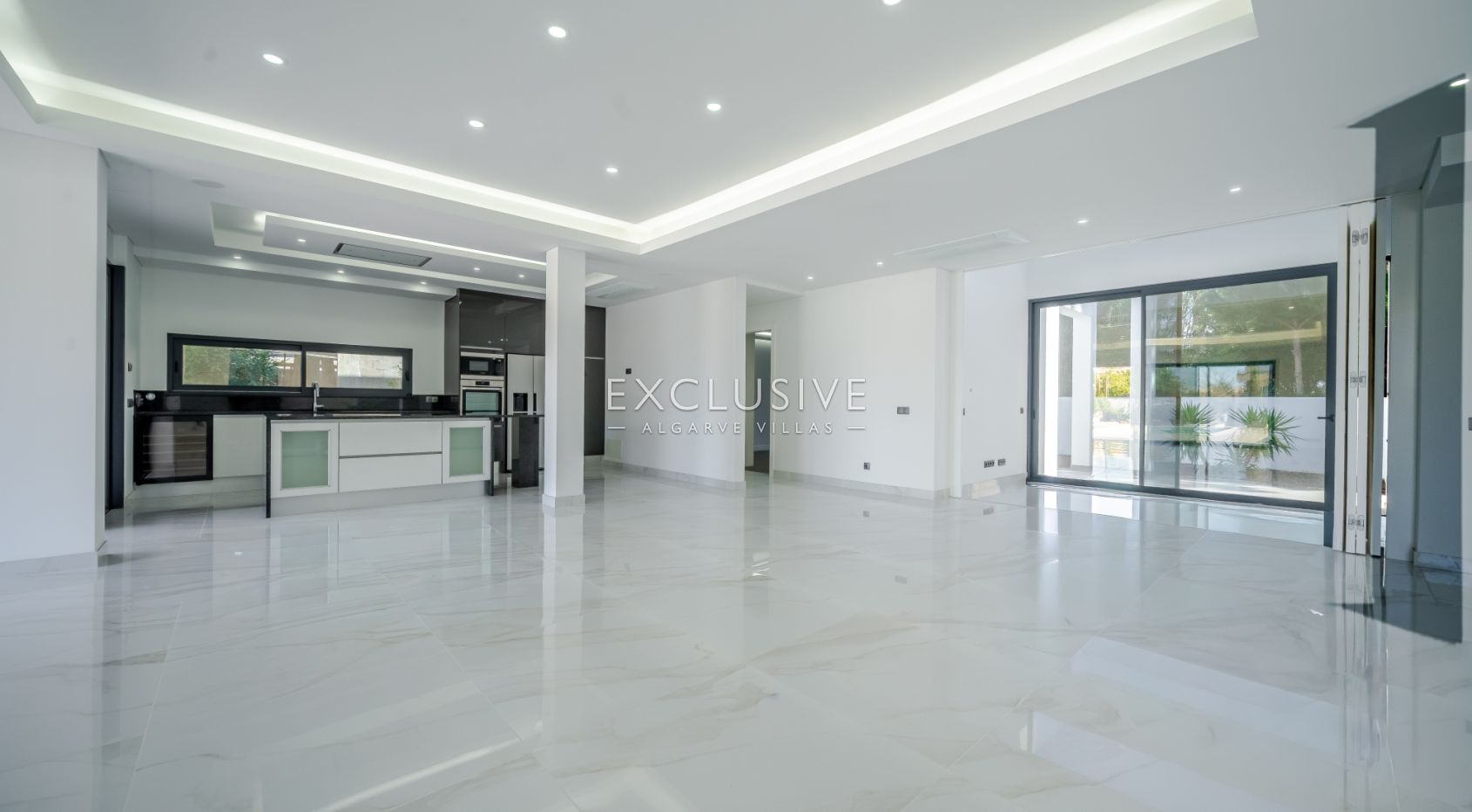 Buy a Brand New 3 Bedroom Modern Villa in Well-Sought After Vilamoura