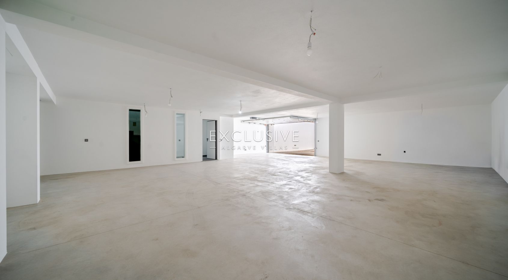 Buy a Brand New 3 Bedroom Modern Villa in Well-Sought After Vilamoura