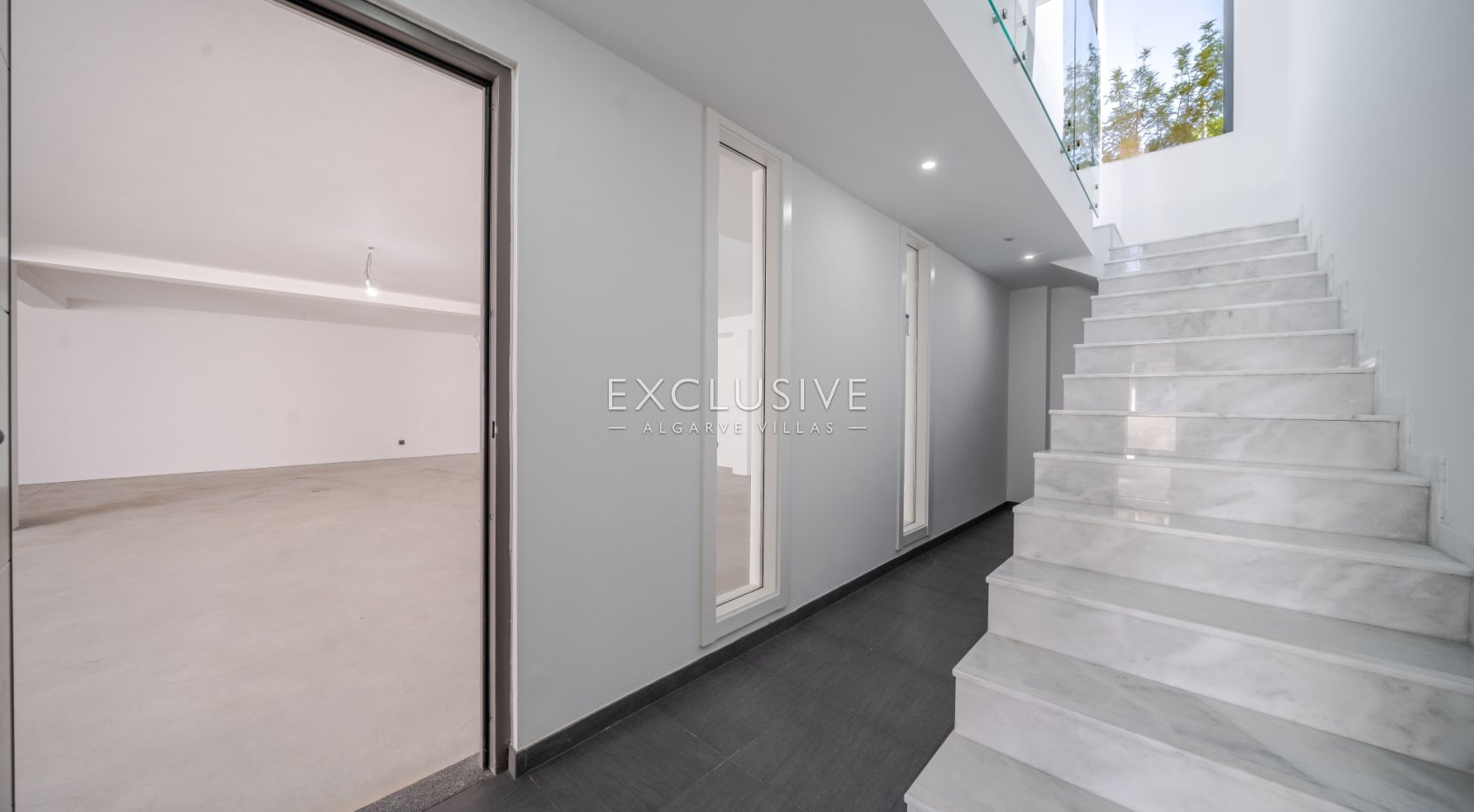 Buy a Brand New 3 Bedroom Modern Villa in Well-Sought After Vilamoura