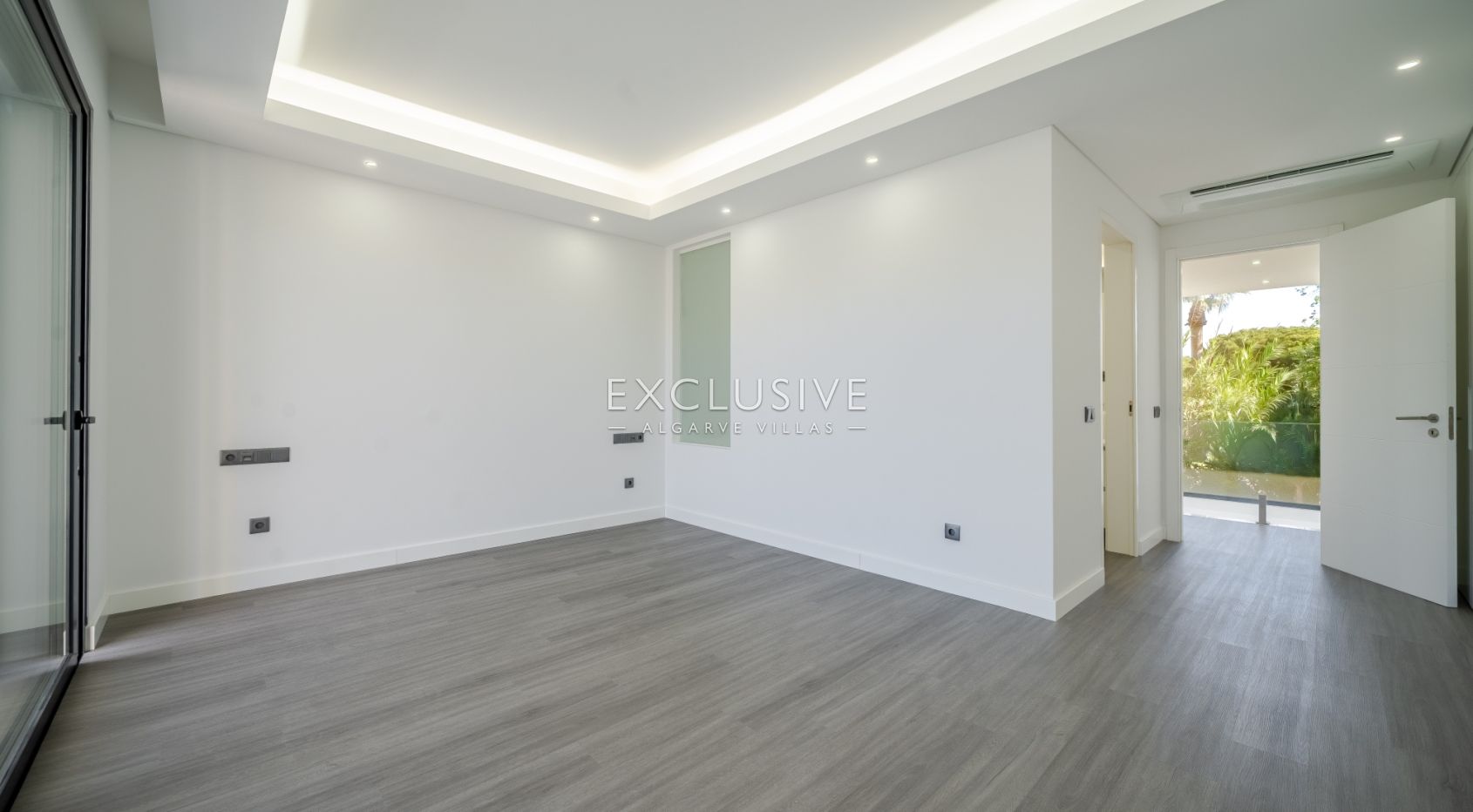 Buy a Brand New 3 Bedroom Modern Villa in Well-Sought After Vilamoura