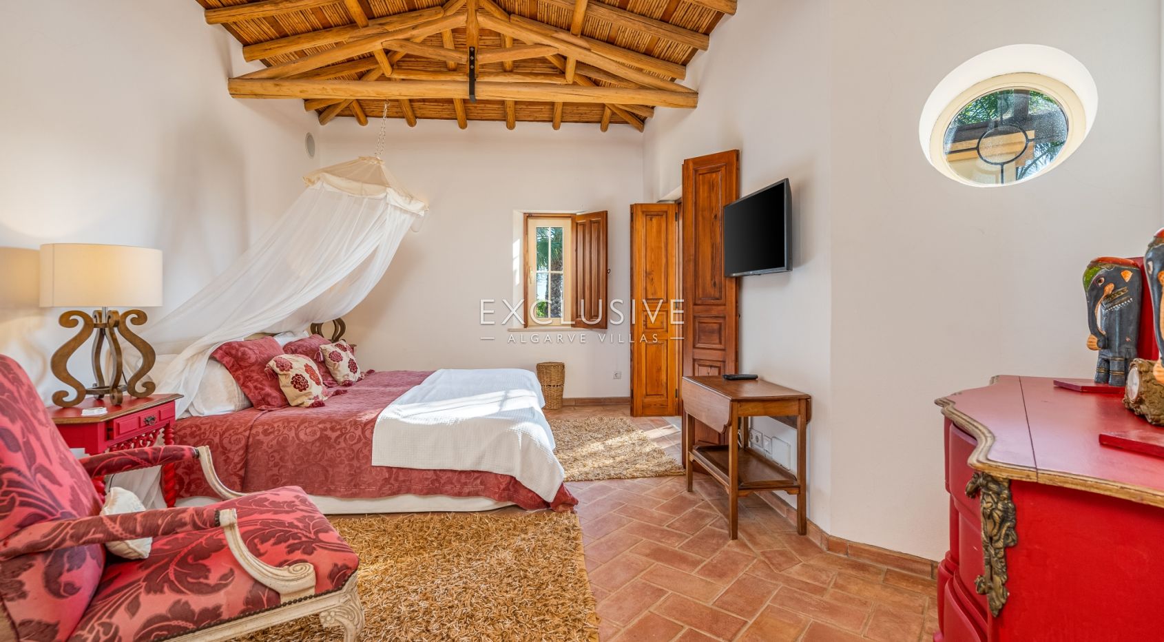 Exquisite Luxury Estate with Sea Views in Lagos near beaches and golf course in Algarve