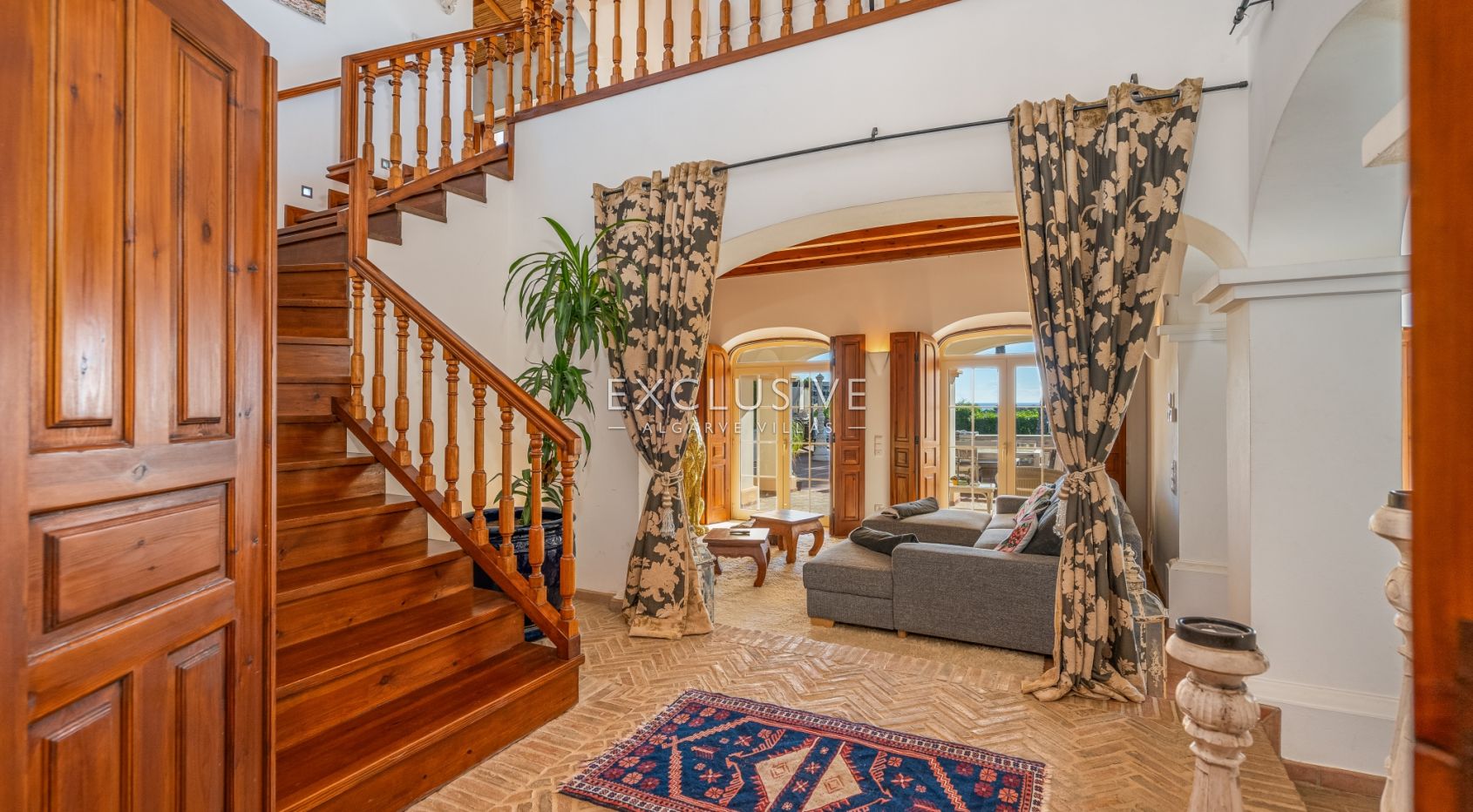 Exquisite Luxury Estate with Sea Views in Lagos near beaches and golf course in Algarve