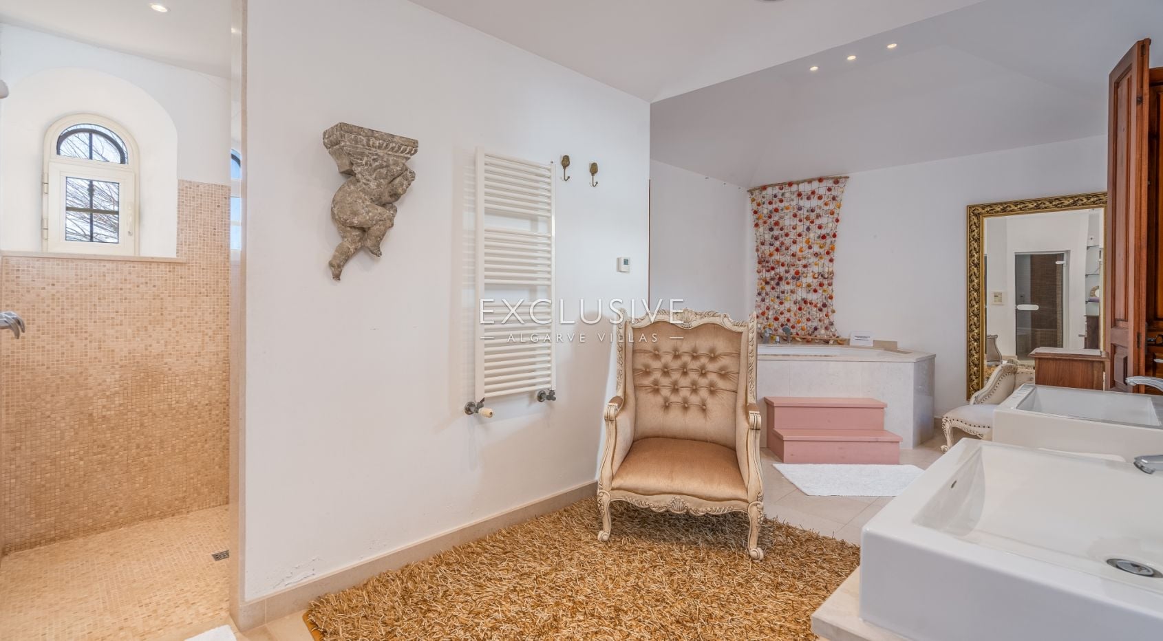 Exquisite Luxury Estate with Sea Views in Lagos near beaches and golf course in Algarve