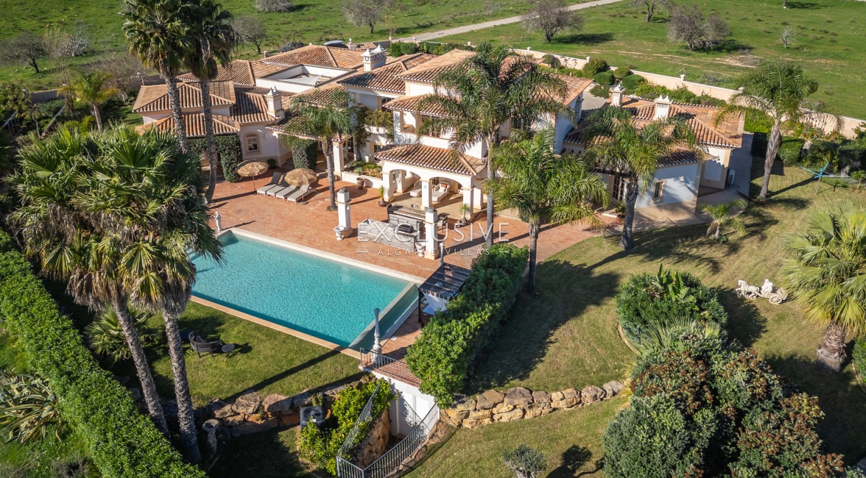 Exquisite Luxury Estate with Sea Views in Lagos near beaches and golf course in Algarve