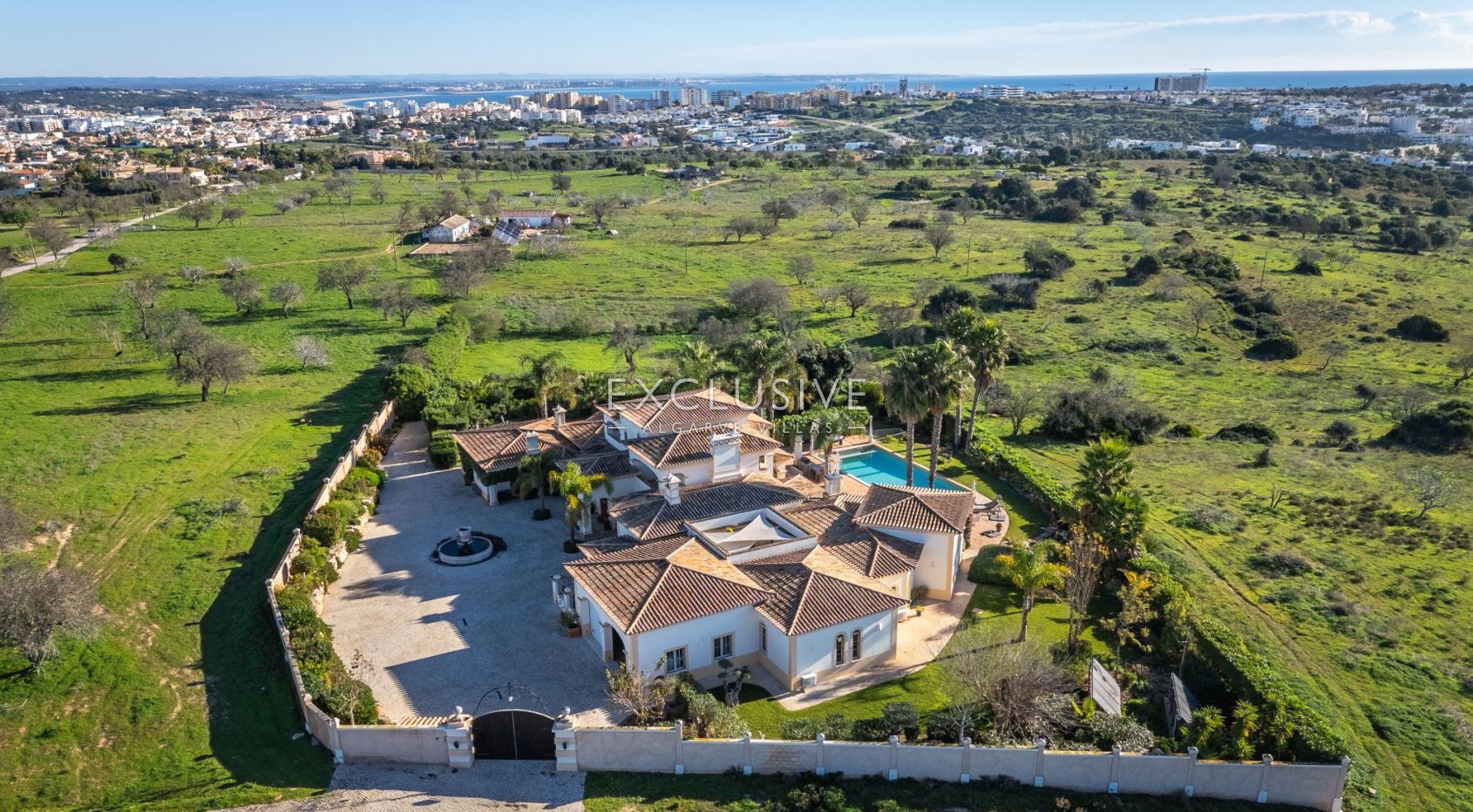 Exquisite Luxury Estate with Sea Views in Lagos near beaches and golf course in Algarve