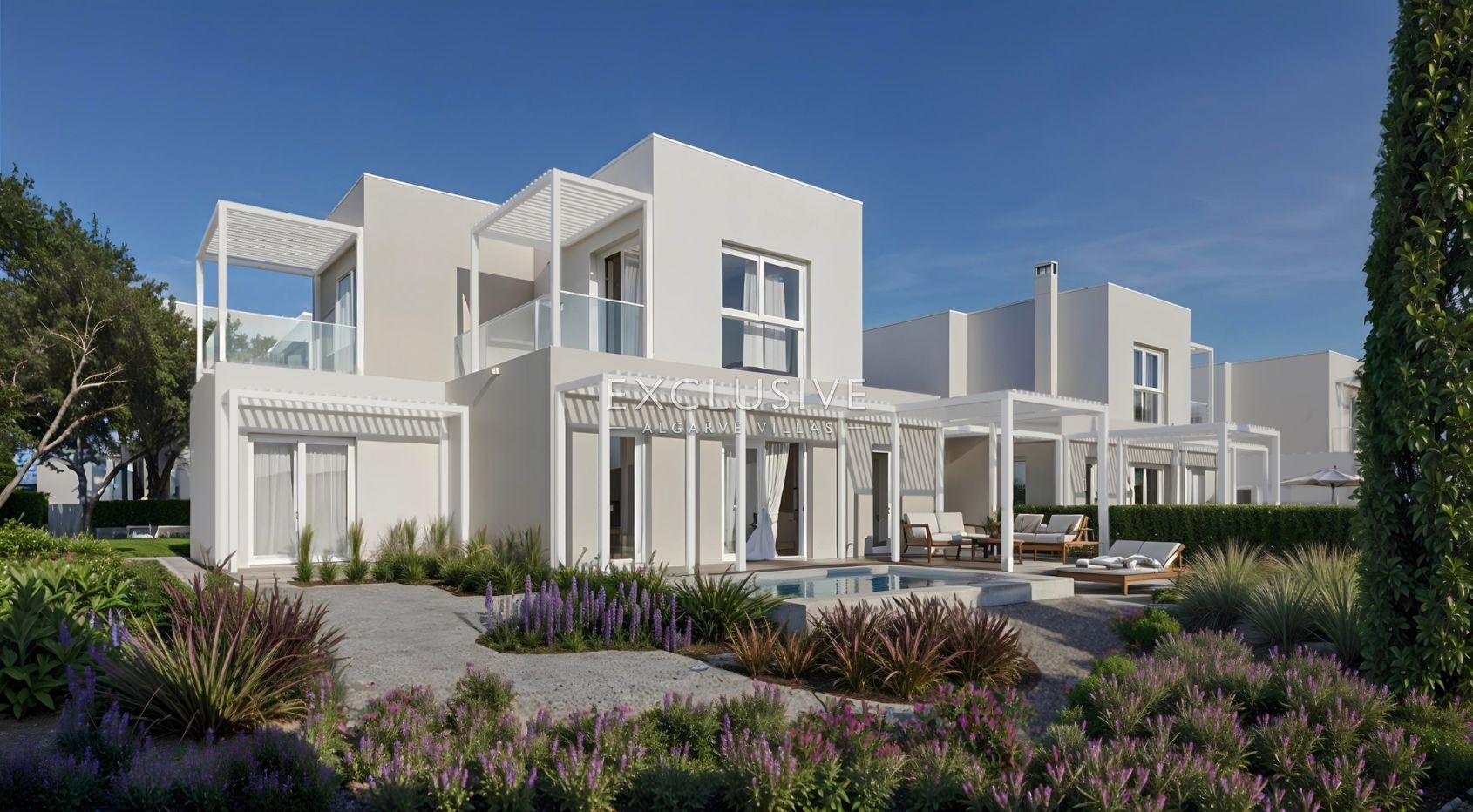 in Golf Resort, semi-detached T2+1 villa with private pool, Central Algarve