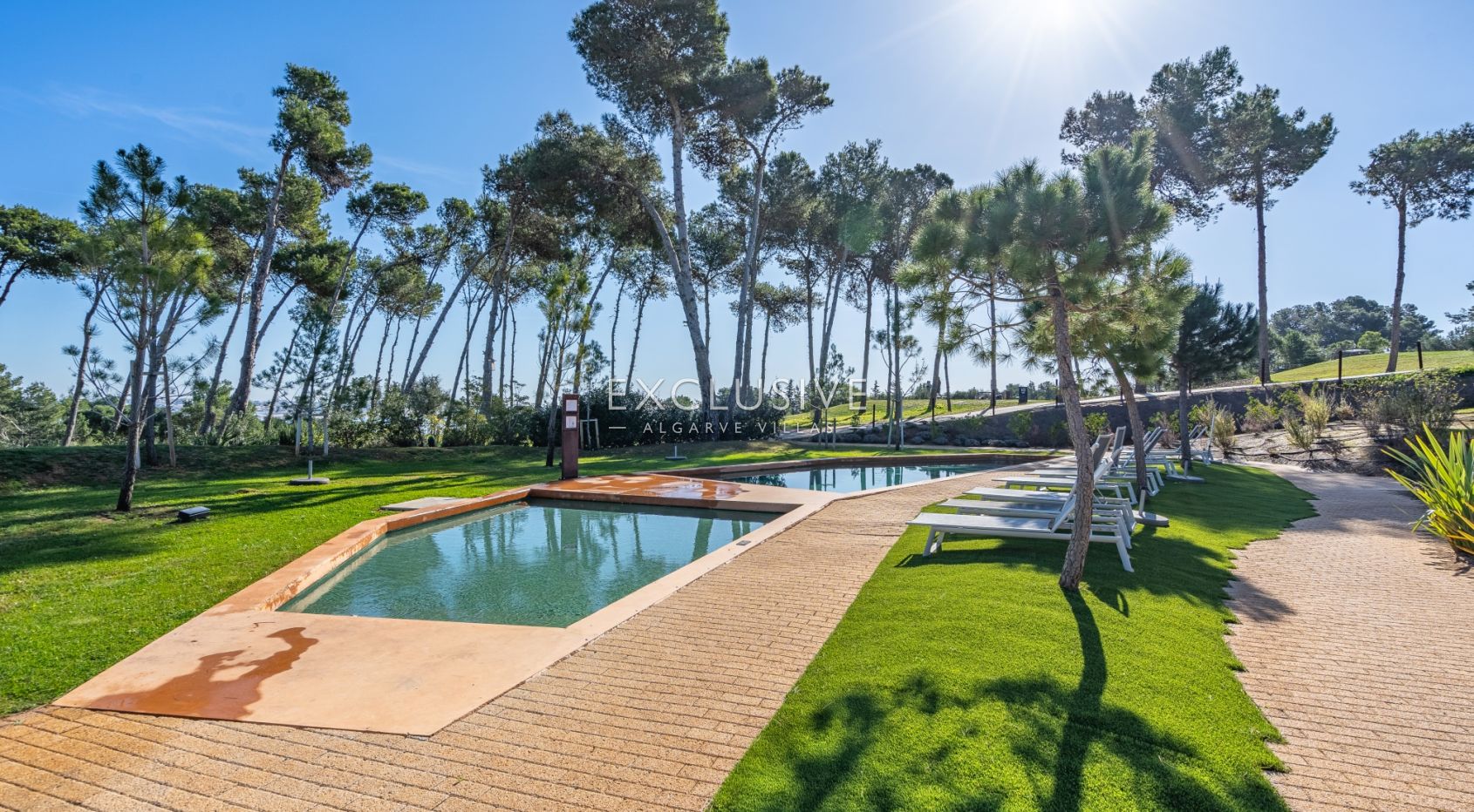 Resale, buy luxury property on Palmares golfcourse resort in Lagos