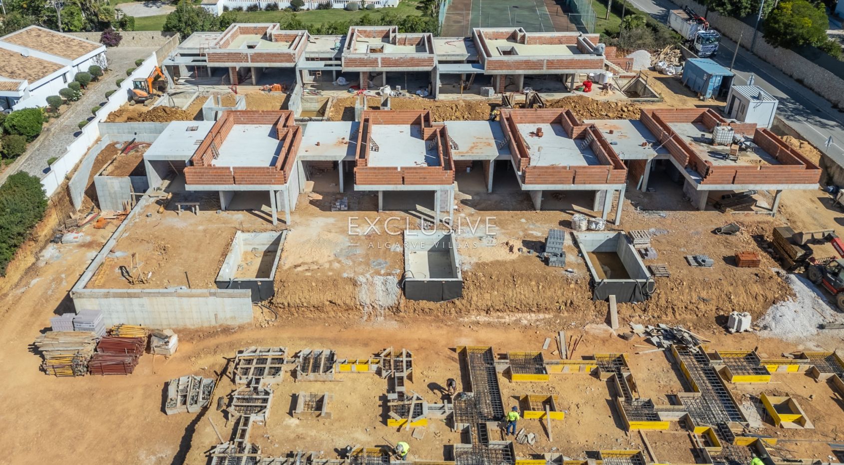 Brand new single storey properties in Praia da Luz, Western Algarve