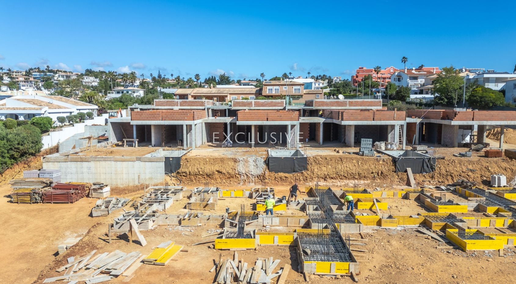 Brand new single storey properties in Praia da Luz, Western Algarve