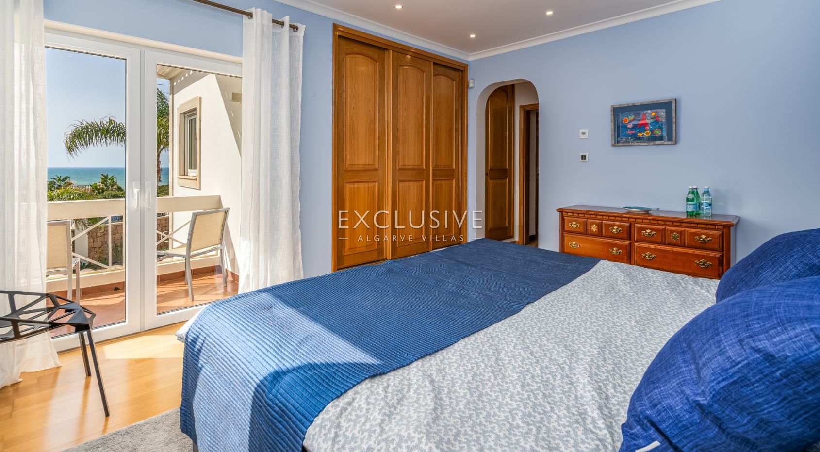 4+3 bedroom first line ocean front villa with cliff and sea views Carvoeiro, Algarve