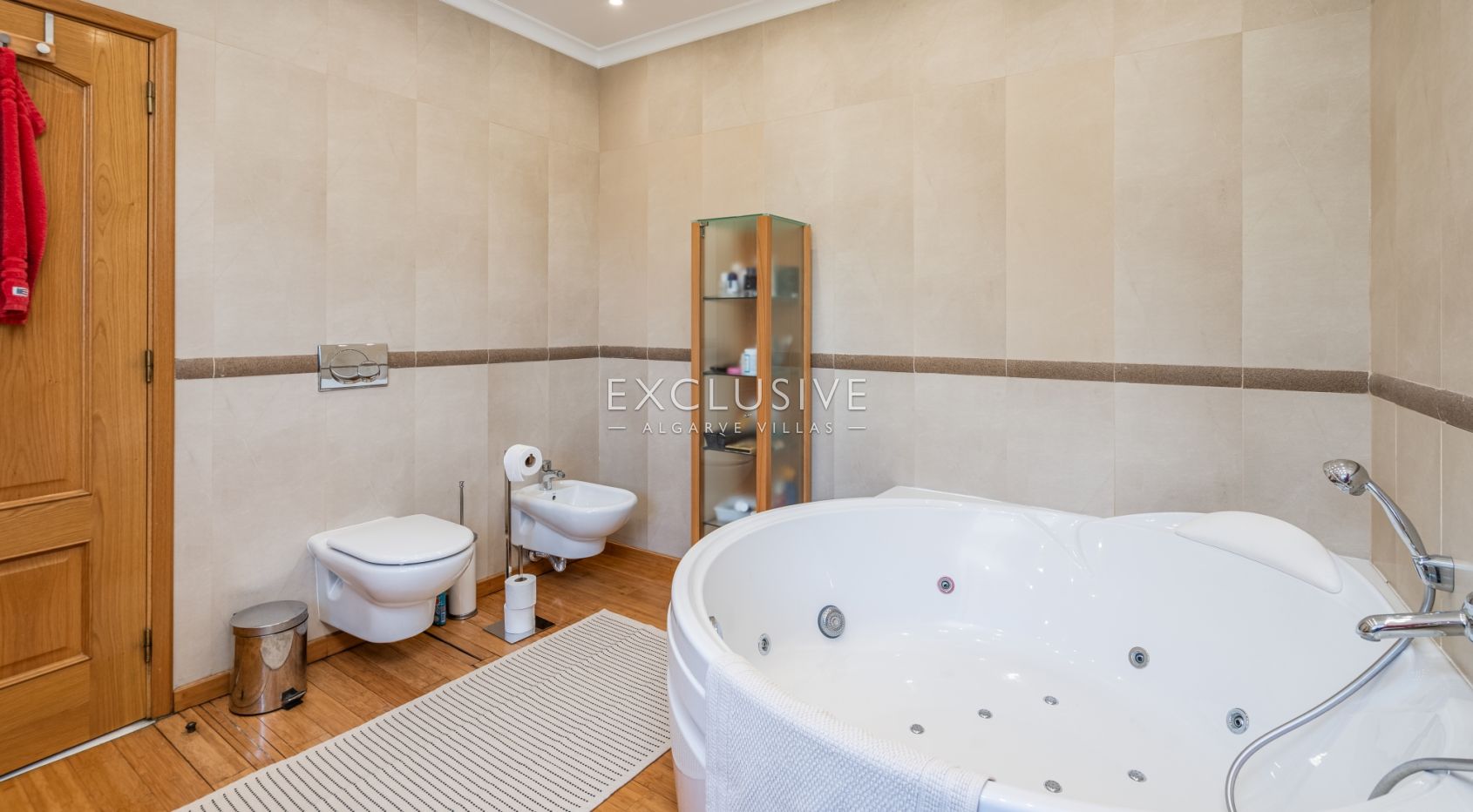 4+3 bedroom first line ocean front villa with cliff and sea views Carvoeiro, Algarve