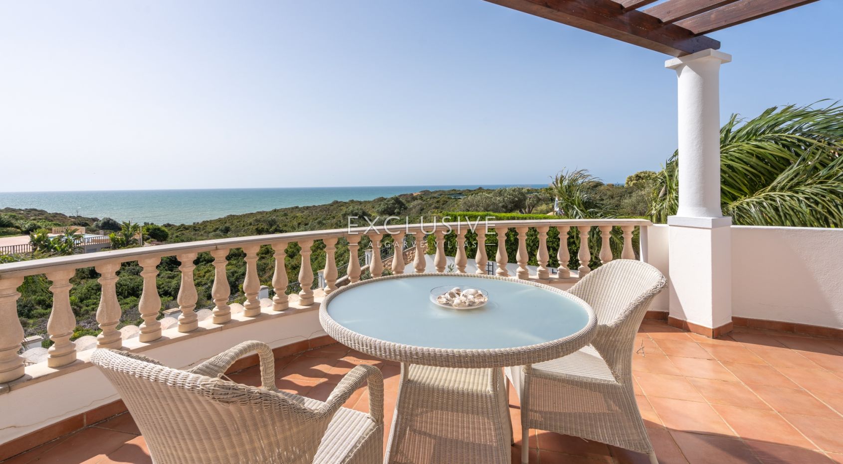 4+3 bedroom first line ocean front villa with cliff and sea views Carvoeiro, Algarve