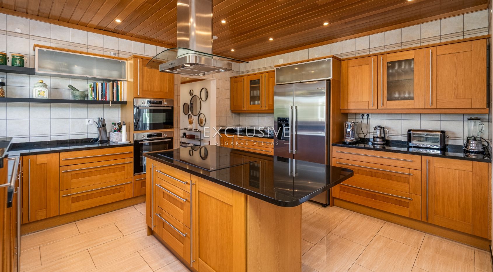 4+3 bedroom first line ocean front villa with cliff and sea views Carvoeiro, Algarve