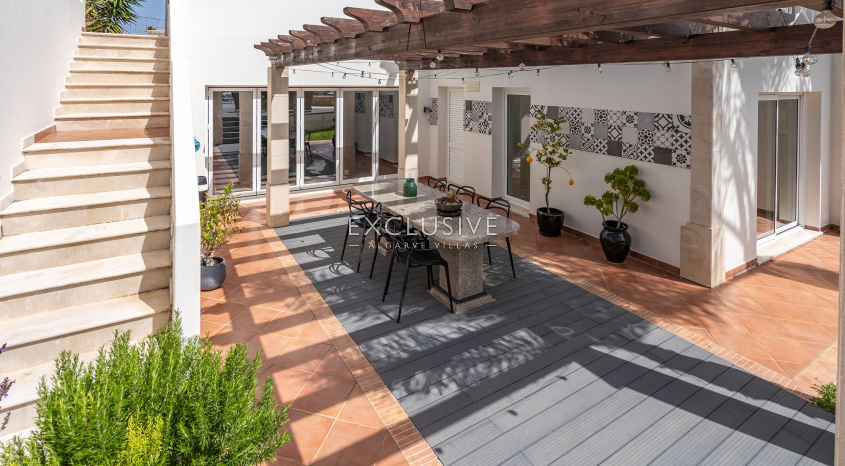 4+3 bedroom first line ocean front villa with cliff and sea views Carvoeiro, Algarve