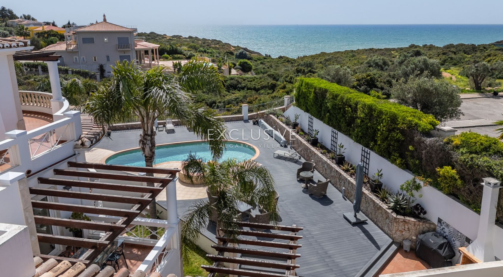 4+3 bedroom first line ocean front villa with cliff and sea views Carvoeiro, Algarve