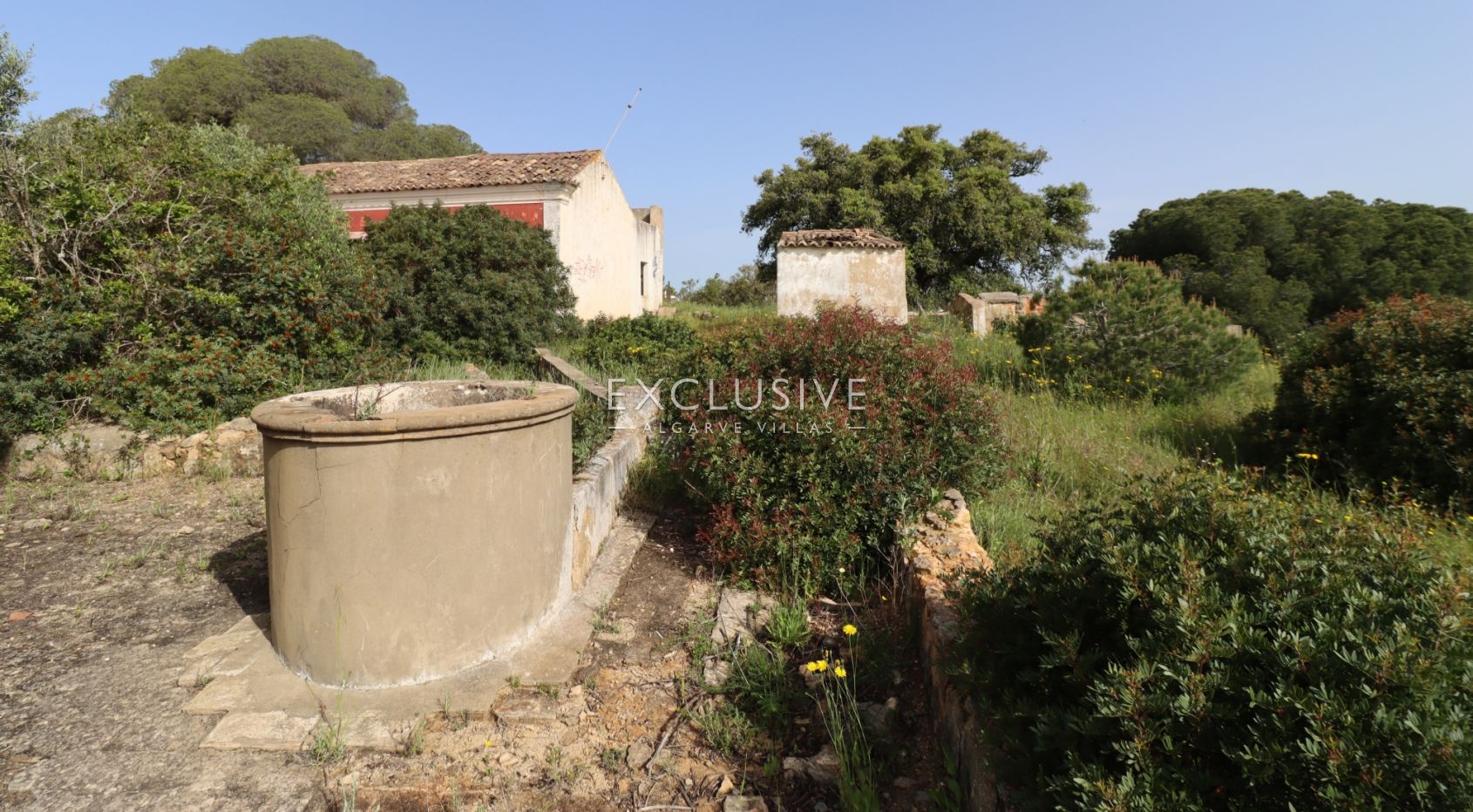 Large plot for construction with approved project, Lagoa, Algarve
