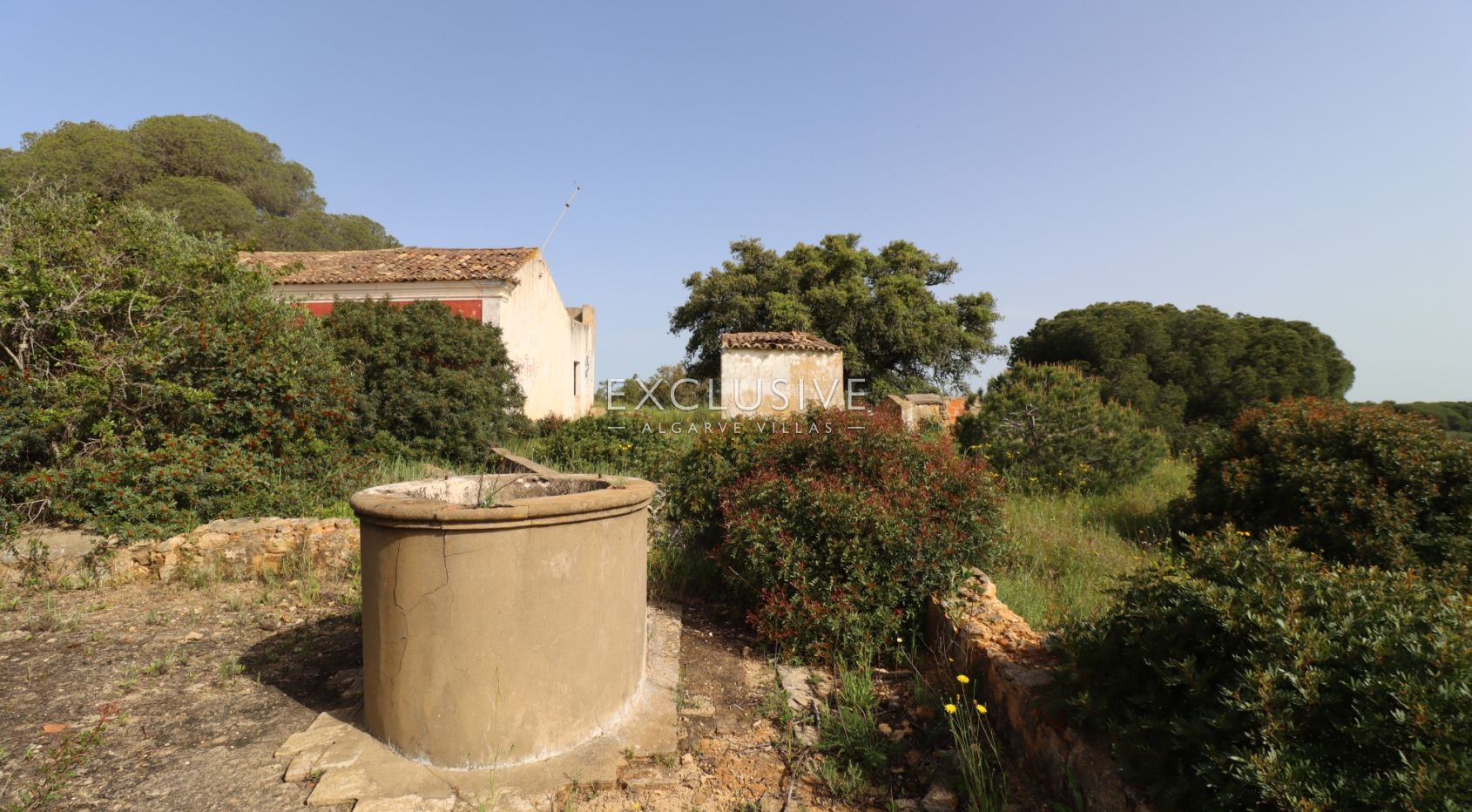 Large plot for construction with approved project, Lagoa, Algarve