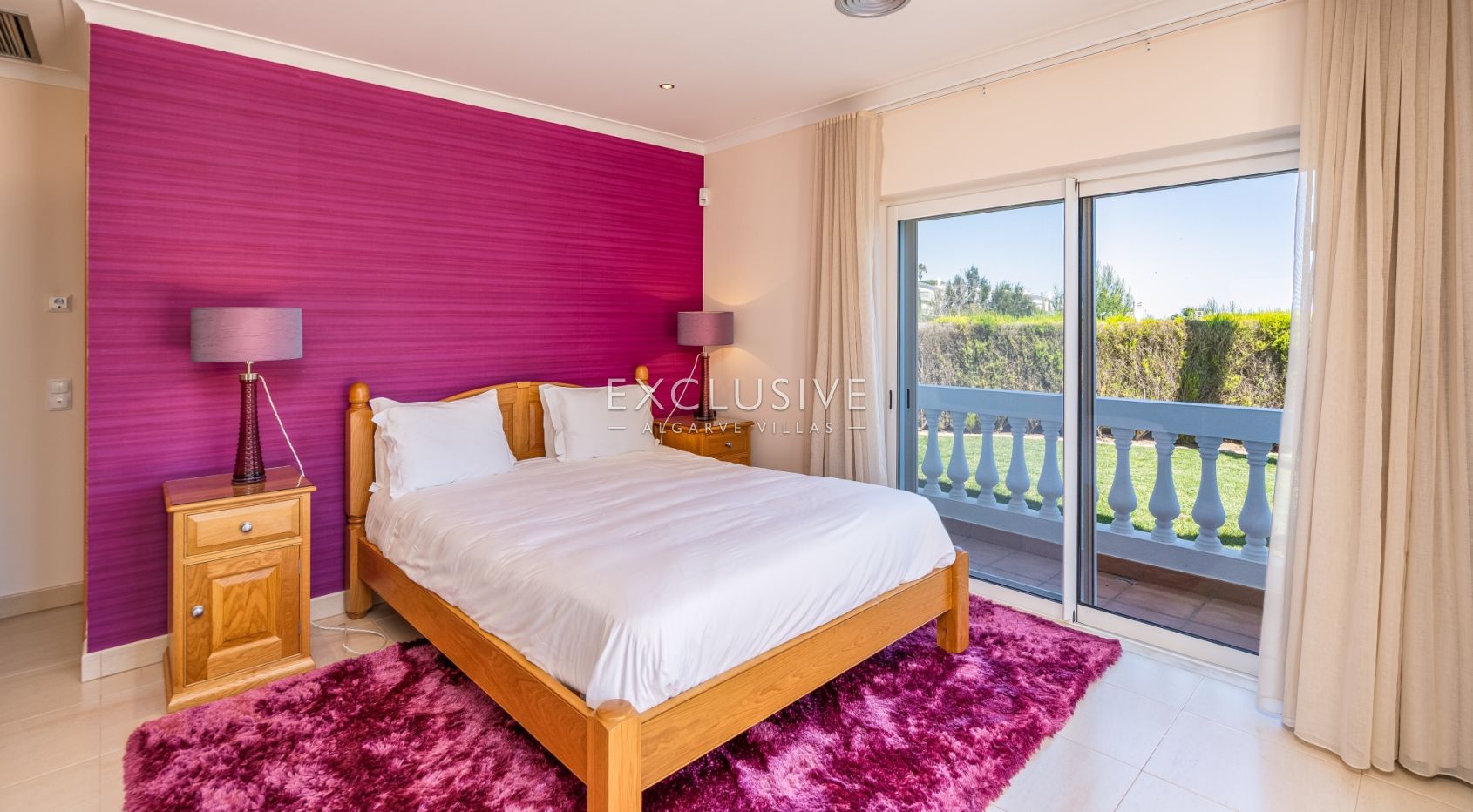 Luxury Coastal Villa with Panoramic Views in Western Algarve Natural Park