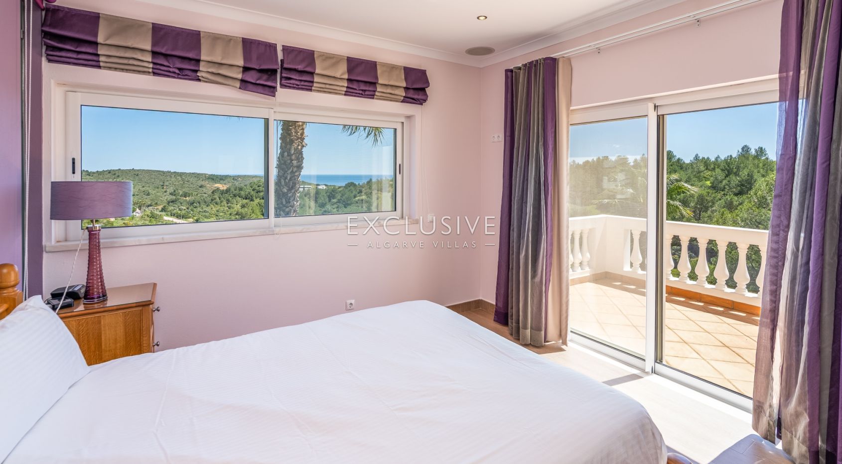 Luxury Coastal Villa with Panoramic Views in Western Algarve Natural Park