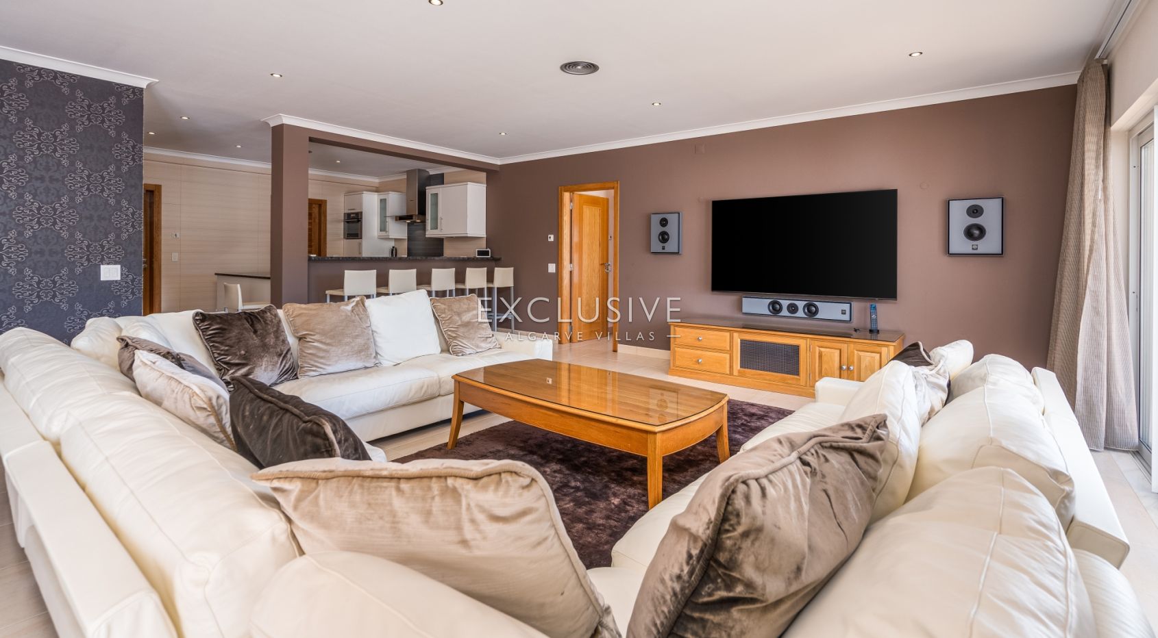 Luxury Coastal Villa with Panoramic Views in Western Algarve Natural Park