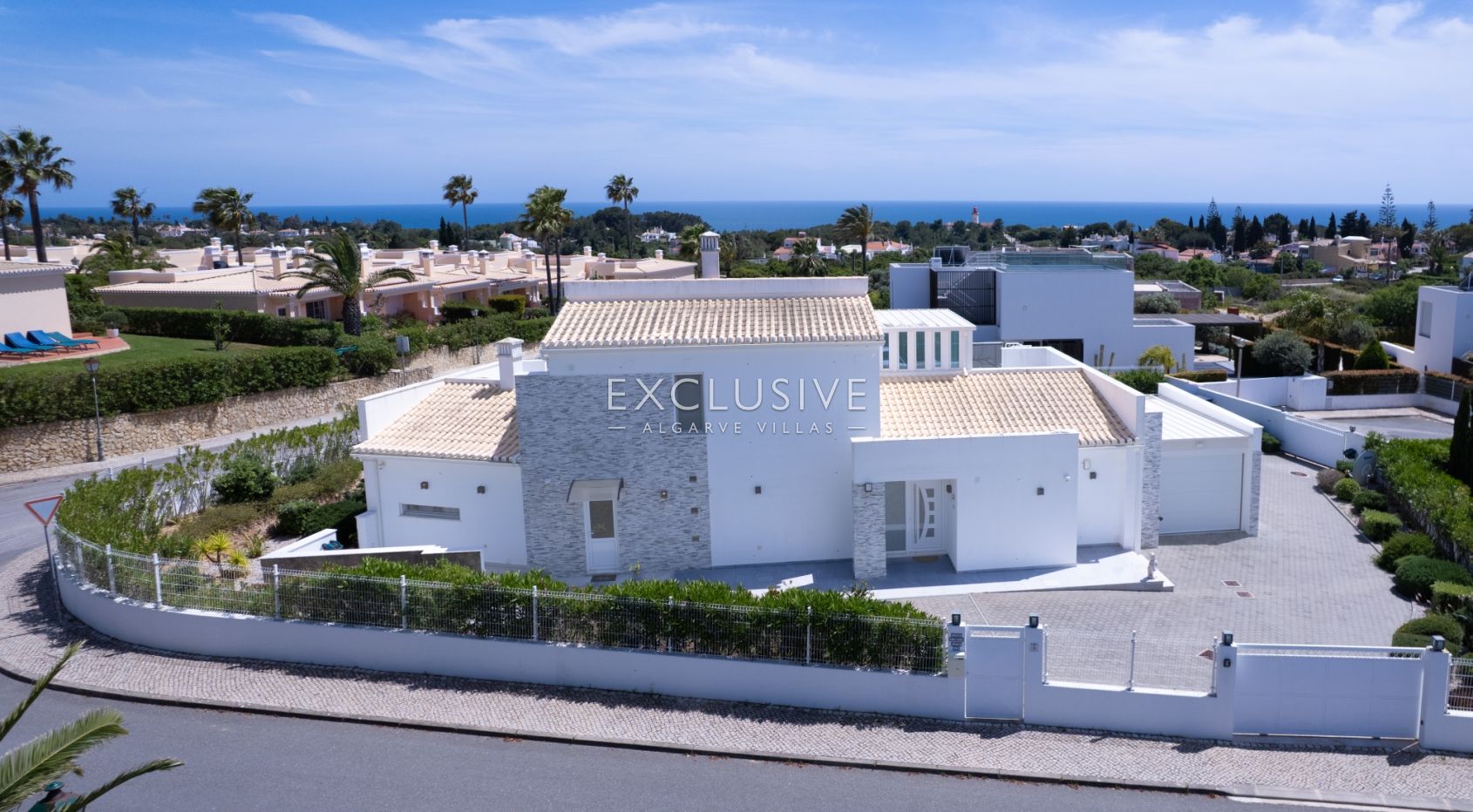 Buy Property in Carvoeiro - Luxury 4 bedroom villa with pool with sea views, Algarve