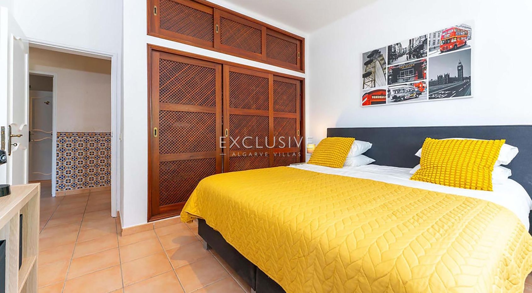 4+2 bedroom villa with pool on large plot in Carvoeiro
