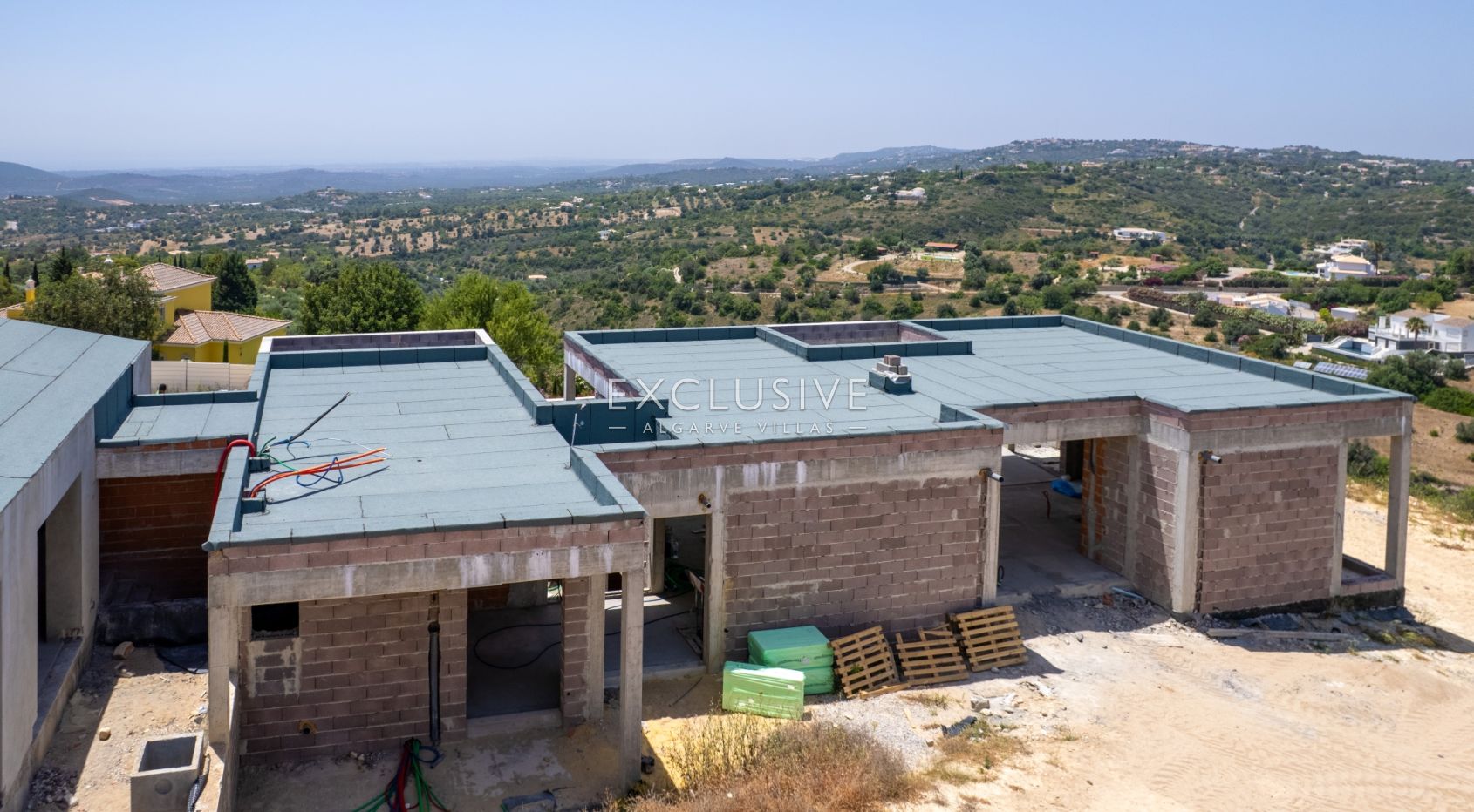 New build 3 bedrooms villa with pool and coastal views near Loule, Algarve