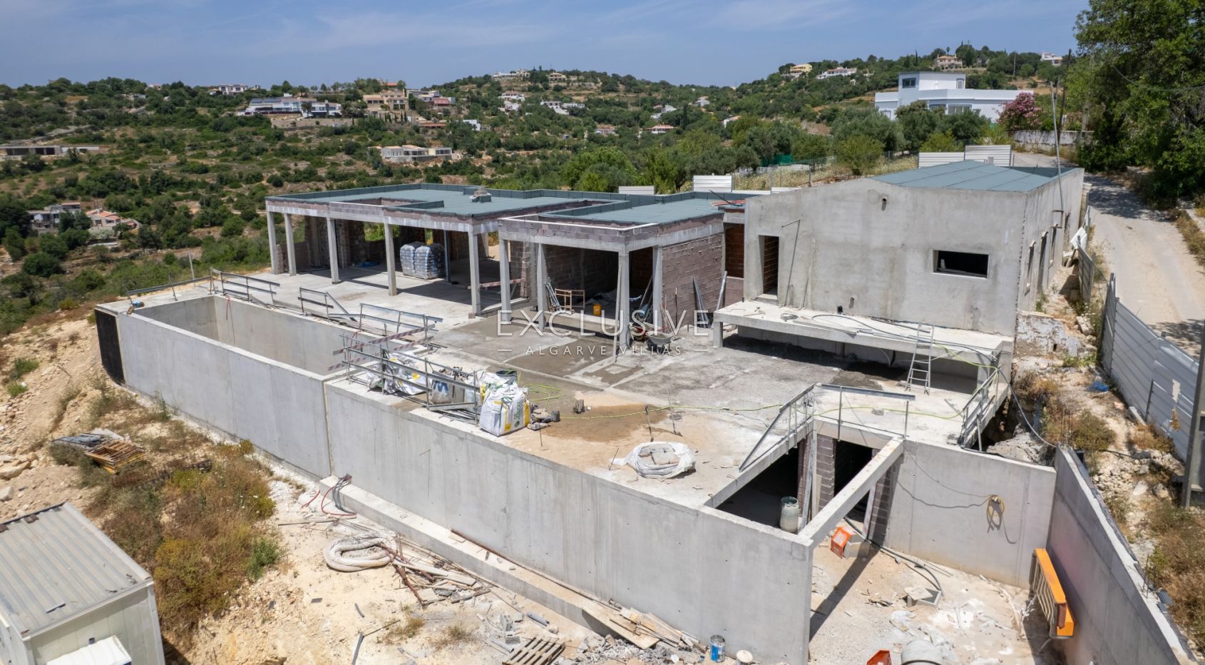 New build 3 bedrooms villa with pool and coastal views near Loule, Algarve