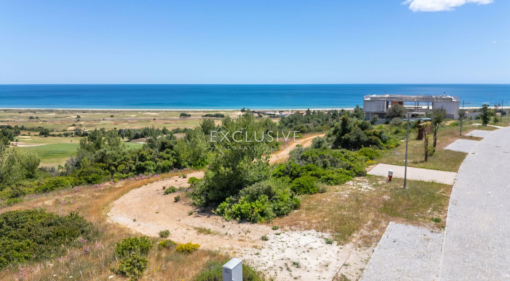 Exceptional Sea & Golf View plot on Palmares Golf Resort, Algarve