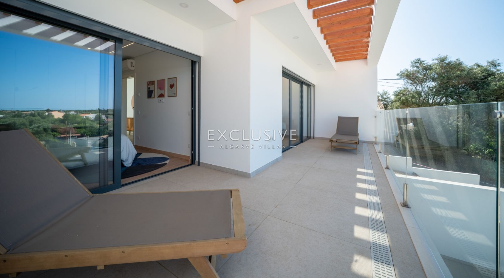 Contemporary villa in luxury condominium in Almancil, Algarve