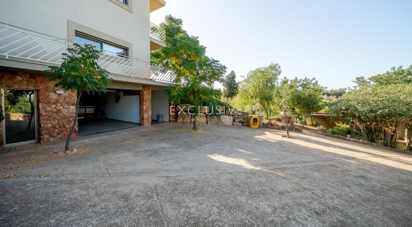Countryside villa 3 + 2 bedrooms - High quality built villa in Albufeira