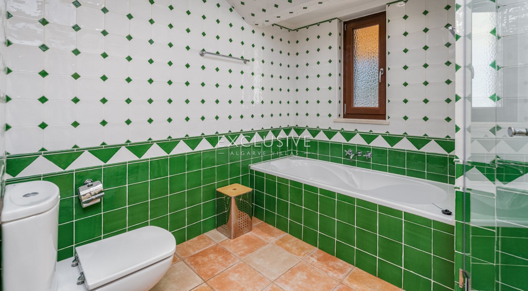 Fantastic 7 bedroom villa with pool and tennis court Carvoeiro, Algarve