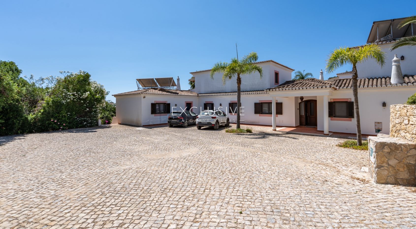 Fantastic 7 bedroom villa with pool and tennis court Carvoeiro, Algarve