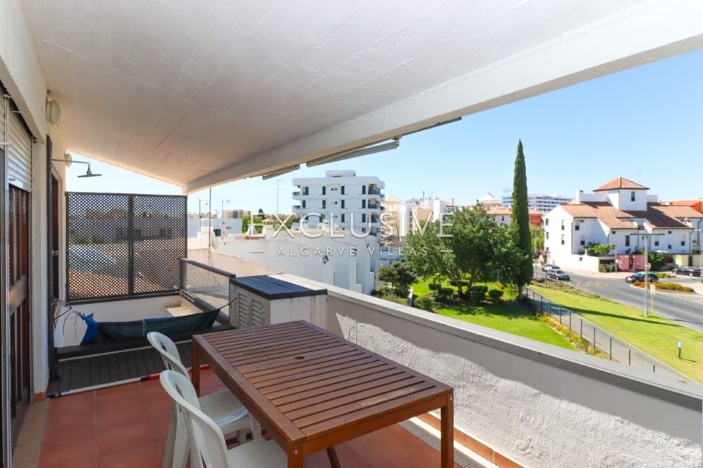 Three Bedroom Spacious Duplex Apartment in Vilamoura