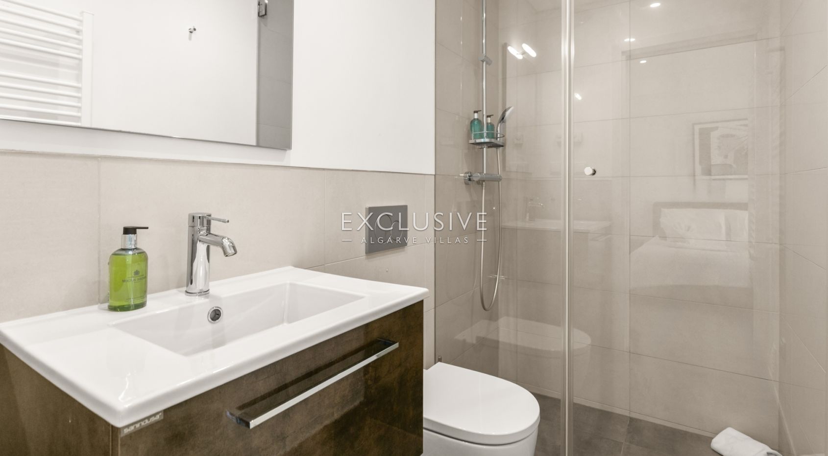 Villa with stunning sea views and walking distance to beach and centre, Praia da Luz, Lagos
