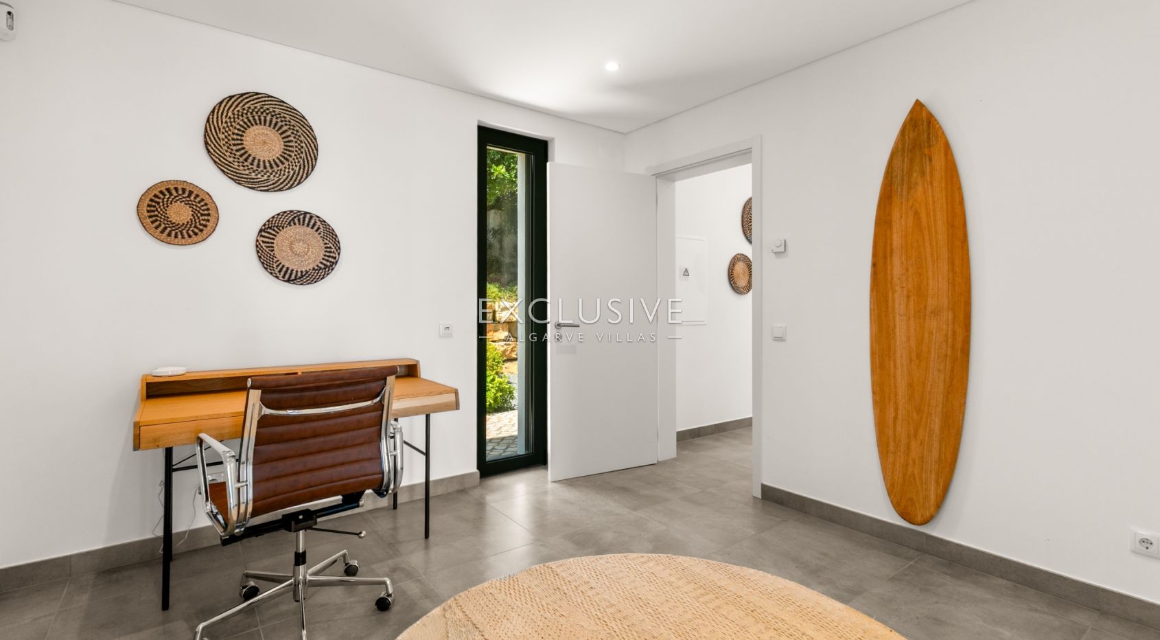 Villa with stunning sea views and walking distance to beach and centre, Praia da Luz, Lagos
