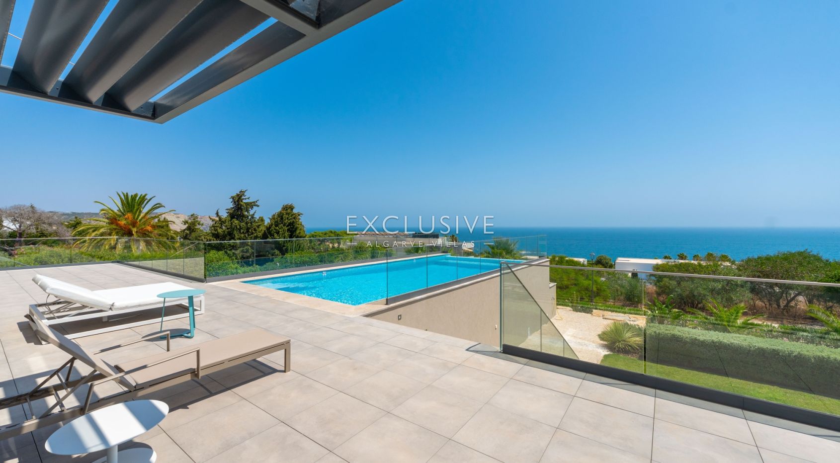 Villa with stunning sea views and walking distance to beach and centre, Praia da Luz, Lagos
