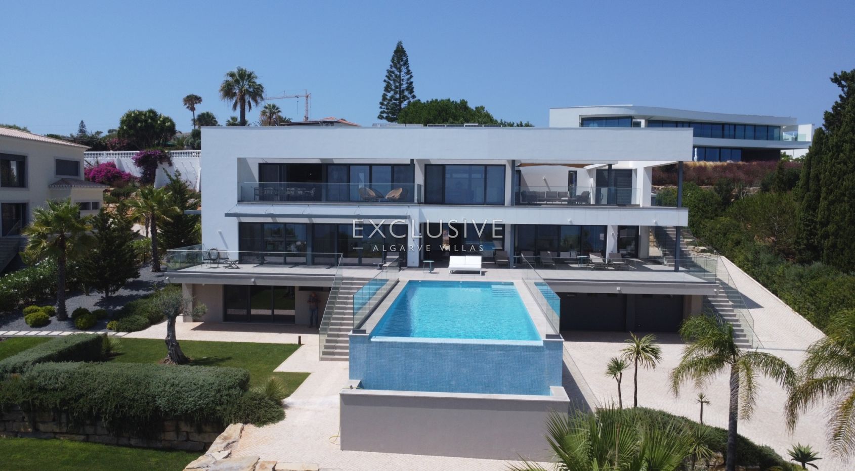 Villa with stunning sea views and walking distance to beach and centre, Praia da Luz, Lagos