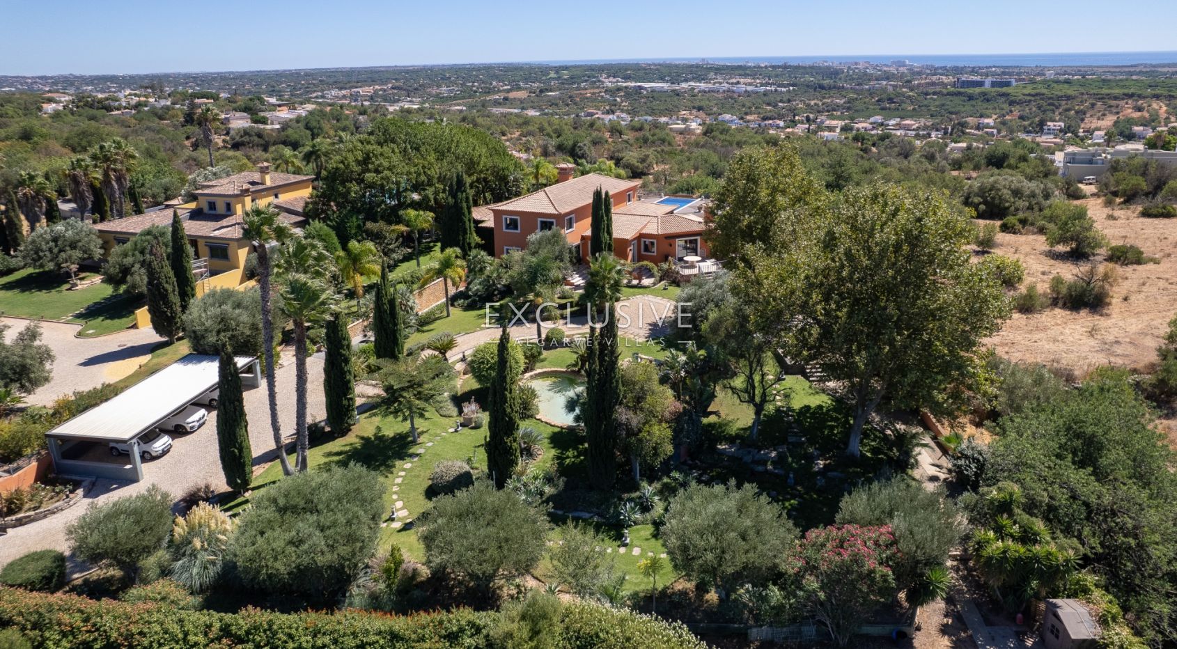 Timeless 5-Bedroom Algarve Villa with Ocean Views and Infinity Pool in Boliqueime