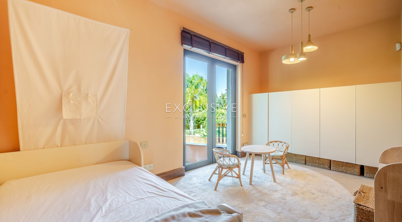 Timeless 5-Bedroom Algarve Villa with Ocean Views and Infinity Pool in Boliqueime