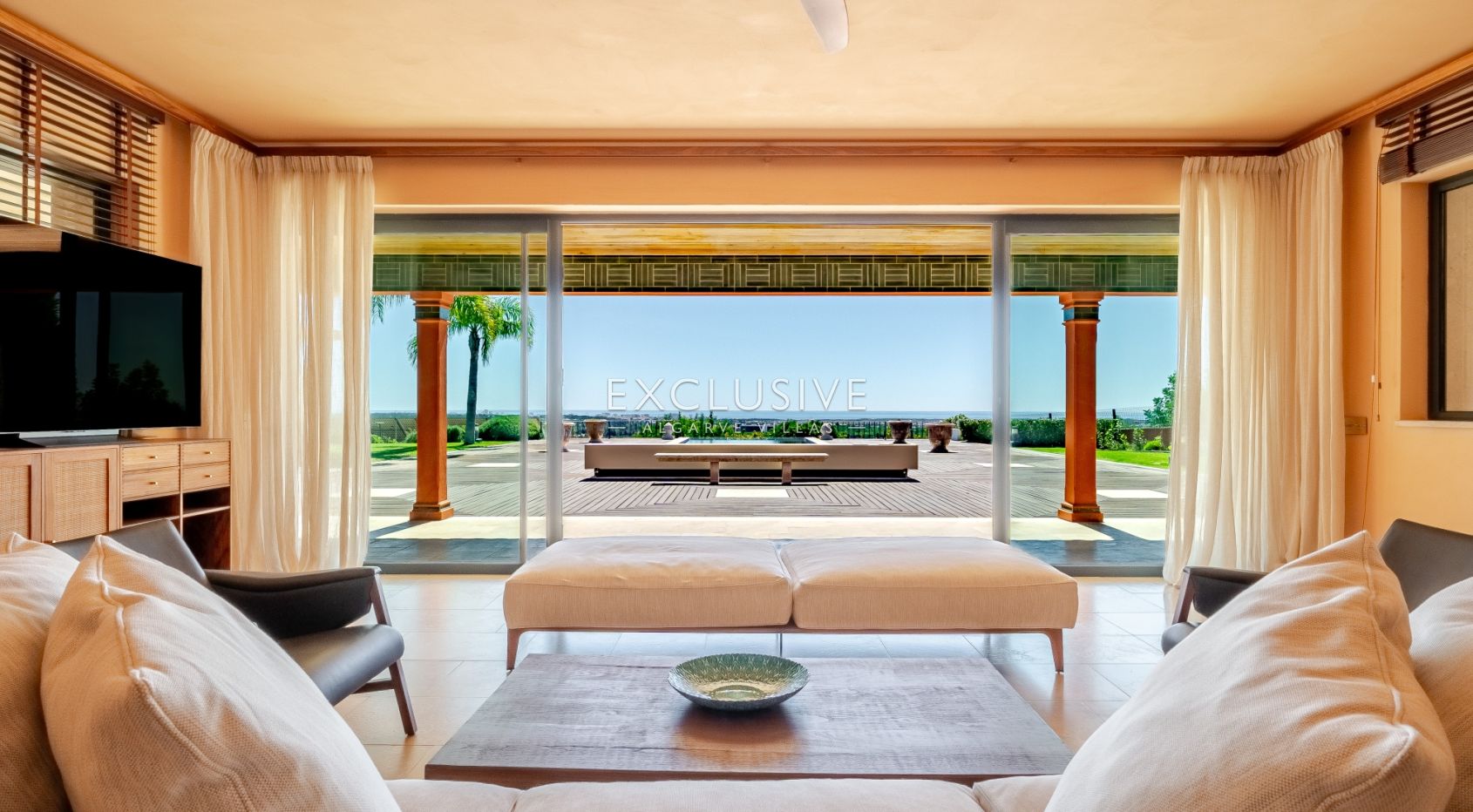 Timeless 5-Bedroom Algarve Villa with Ocean Views and Infinity Pool in Boliqueime
