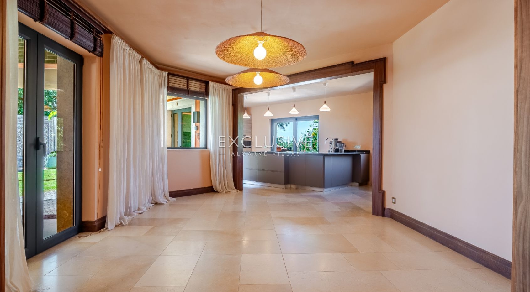 Timeless 5-Bedroom Algarve Villa with Ocean Views and Infinity Pool in Boliqueime
