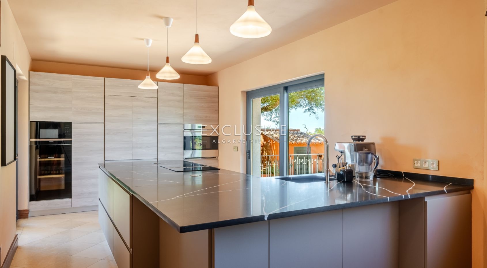 Timeless 5-Bedroom Algarve Villa with Ocean Views and Infinity Pool in Boliqueime
