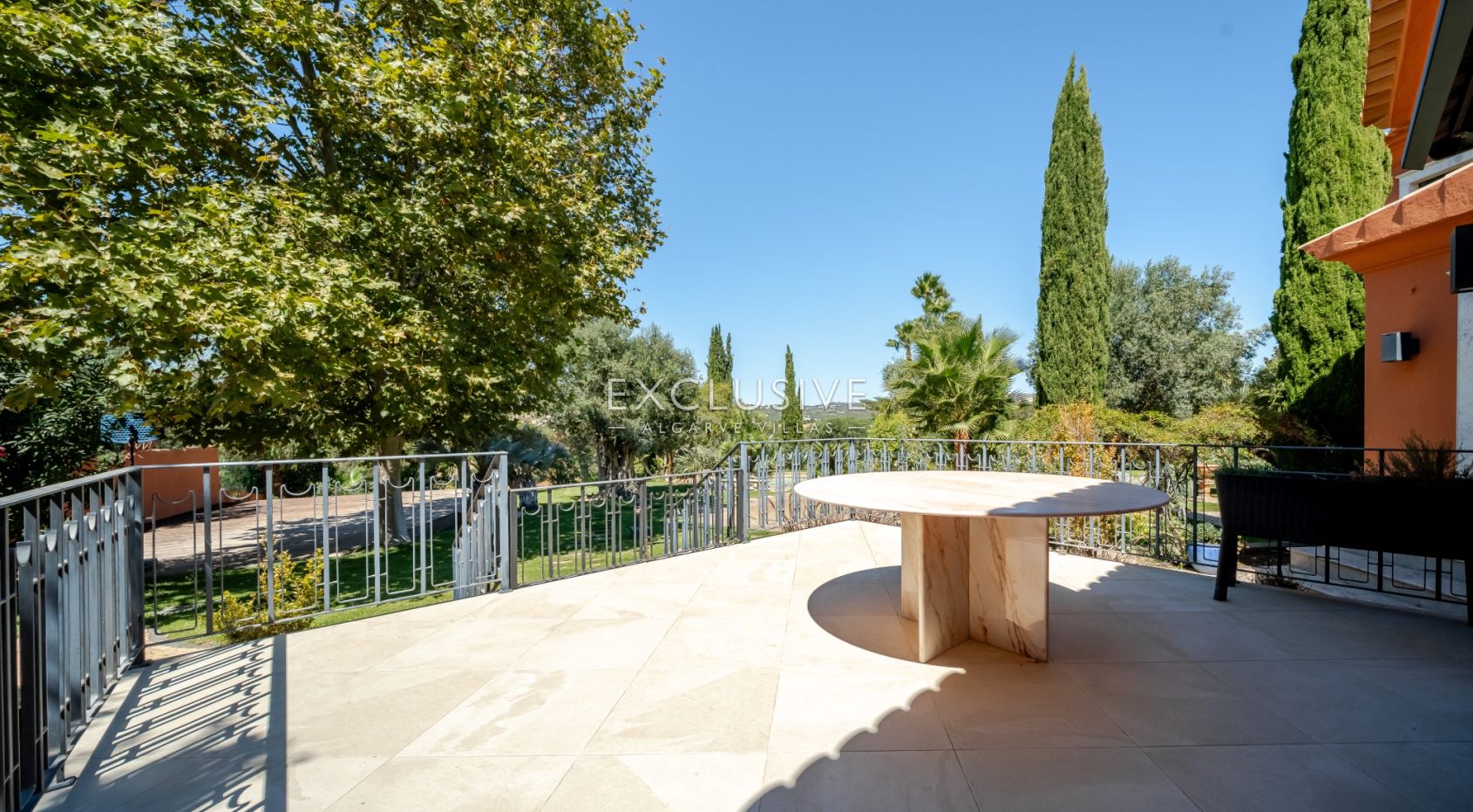 Timeless 5-Bedroom Algarve Villa with Ocean Views and Infinity Pool in Boliqueime