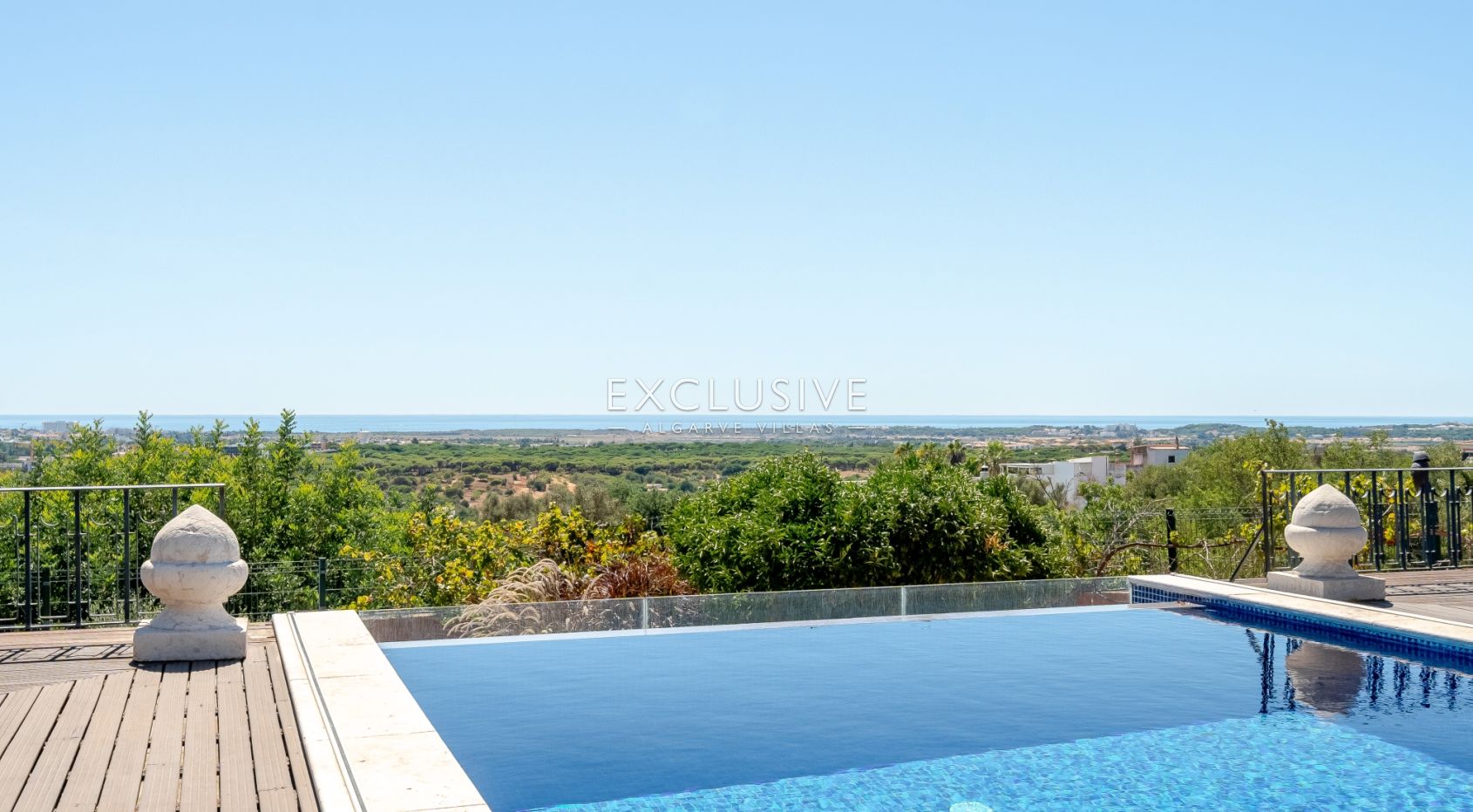 Timeless 5-Bedroom Algarve Villa with Ocean Views and Infinity Pool in Boliqueime